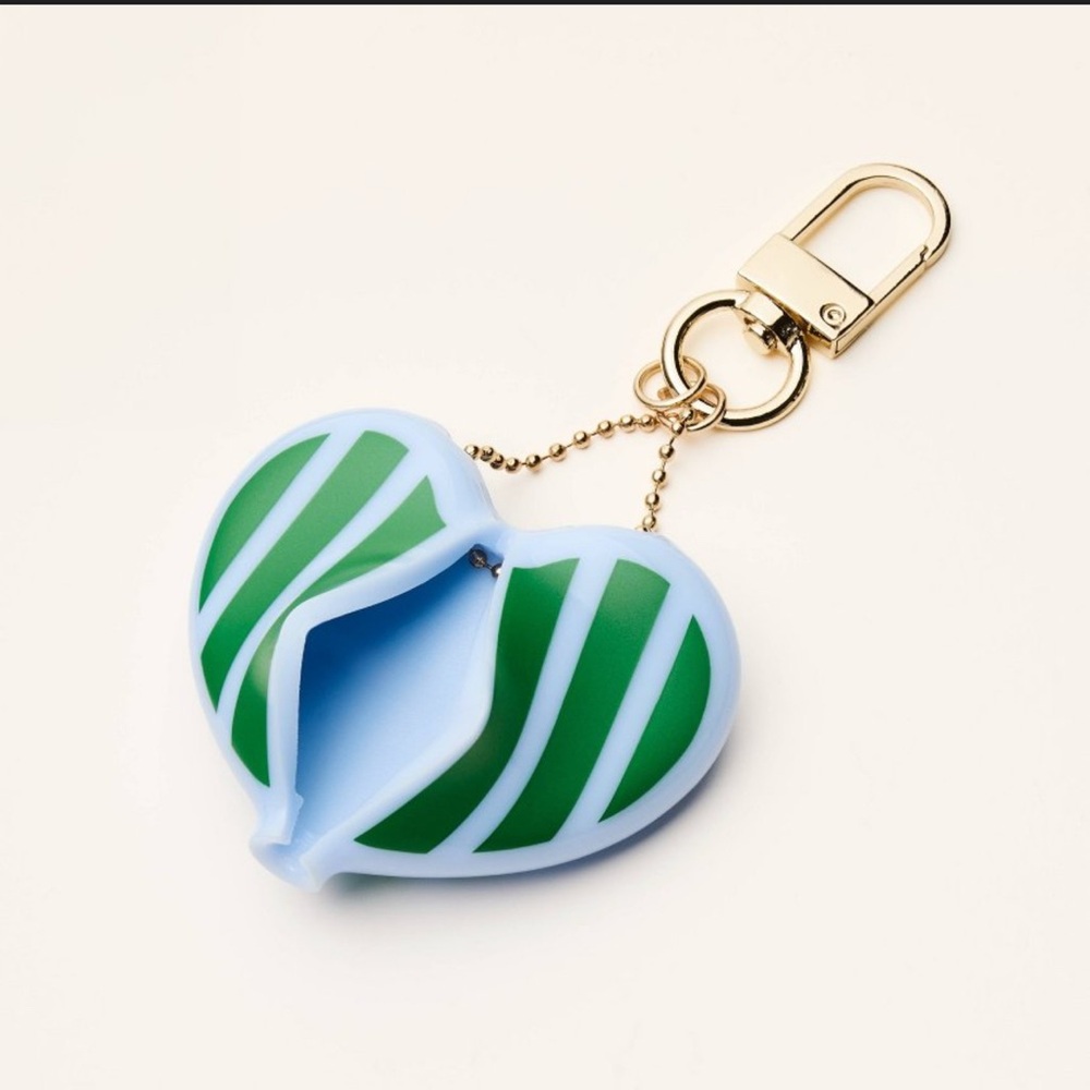 Kate Spade x Target Charm Coin Keychain ♠️🎯 - Picture 2 of 2